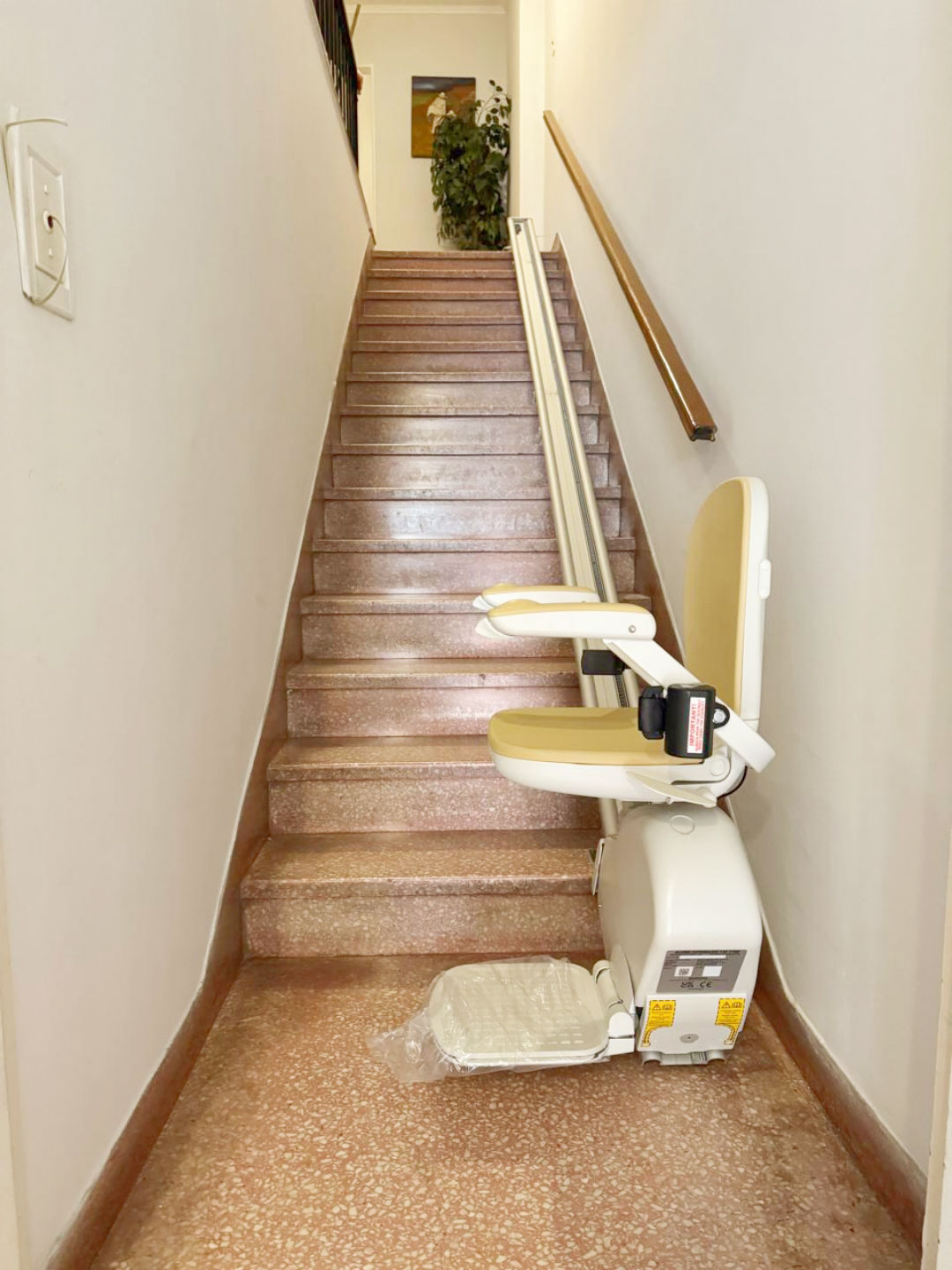 silla-salvaescalera-recta-06